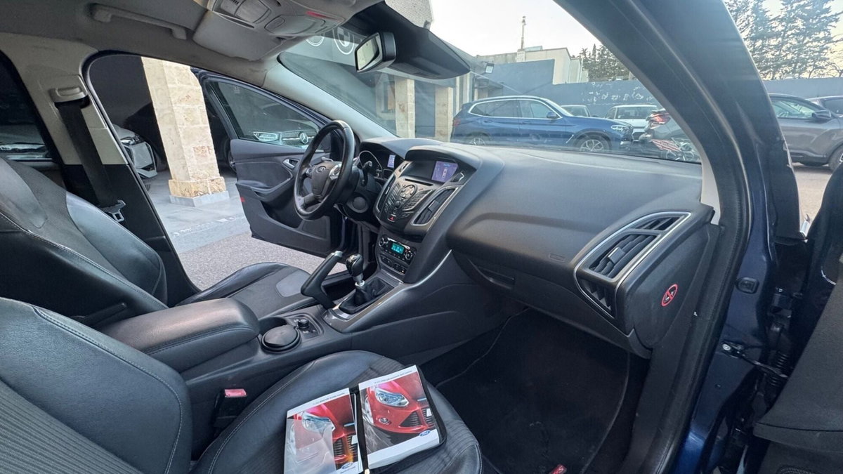Ford Focus 1.6 TDCi 115 CV Titanium (15)