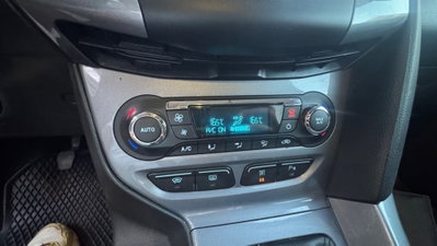 Ford Focus 1.6 TDCi 115 CV Titanium (19)