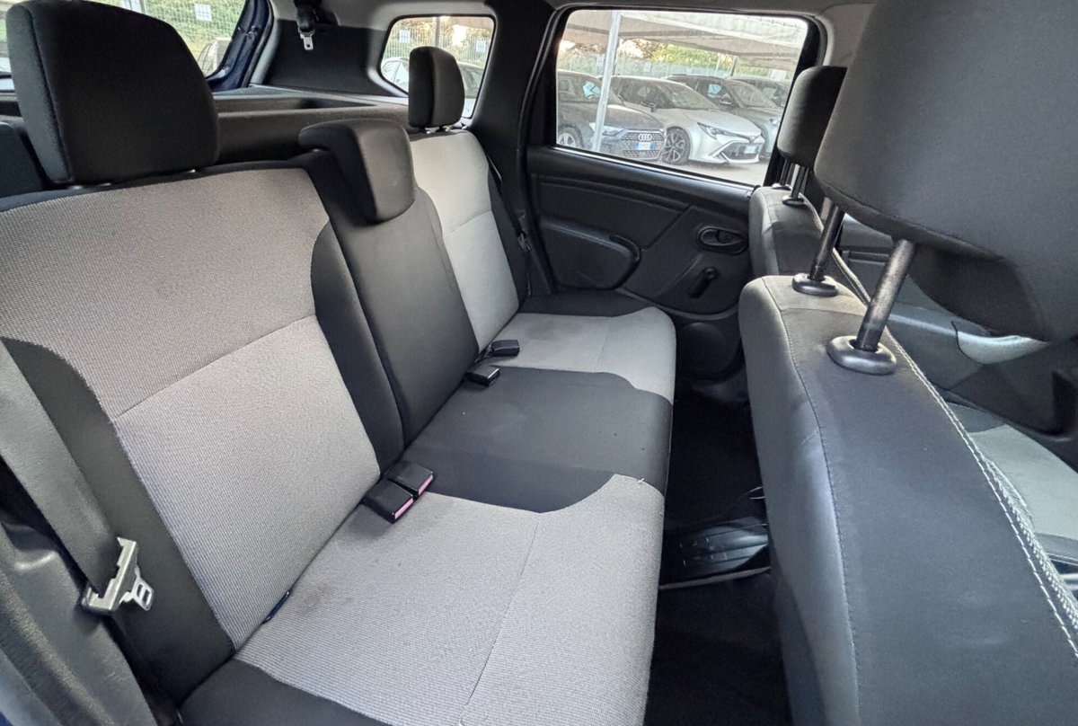 Dacia Duster 1.5 dCi 90CV 4x2 Ambiance (11)