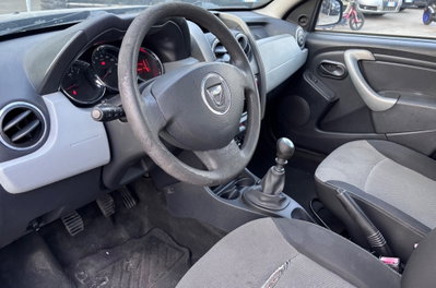 Dacia Duster 1.5 dCi 90CV 4x2 Ambiance (7)