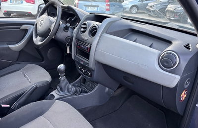 Dacia Duster 1.5 dCi 90CV 4x2 Ambiance (9)