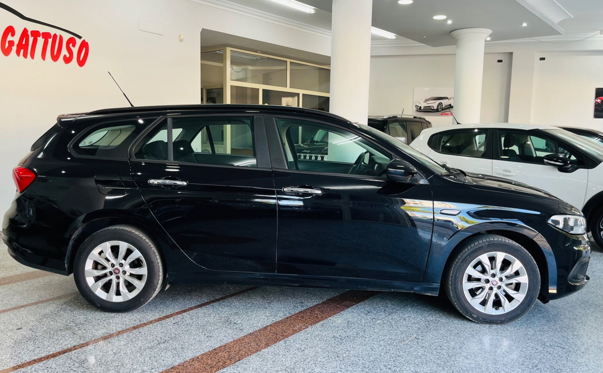 Fiat Tipo Station Wagon Tipo 1.6 Mjt S&S SW Lounge (4)