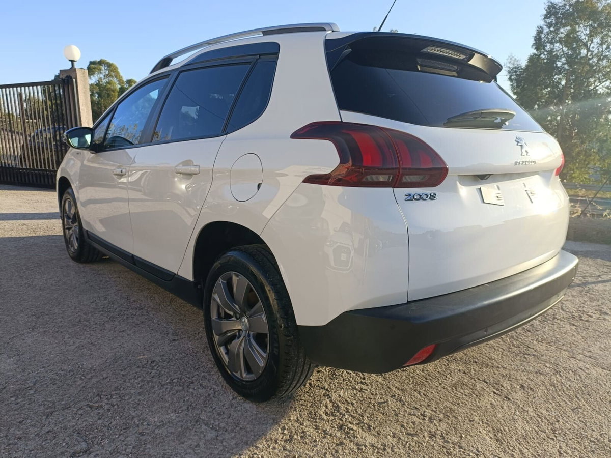 Peugeot 2008 82 S&S Allure (4)
