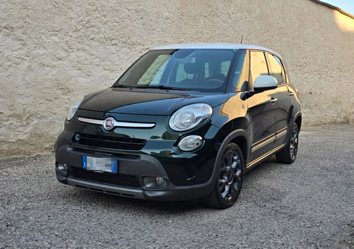Fiat 500L 1.6 Multijet 120 CV Trekking (2)