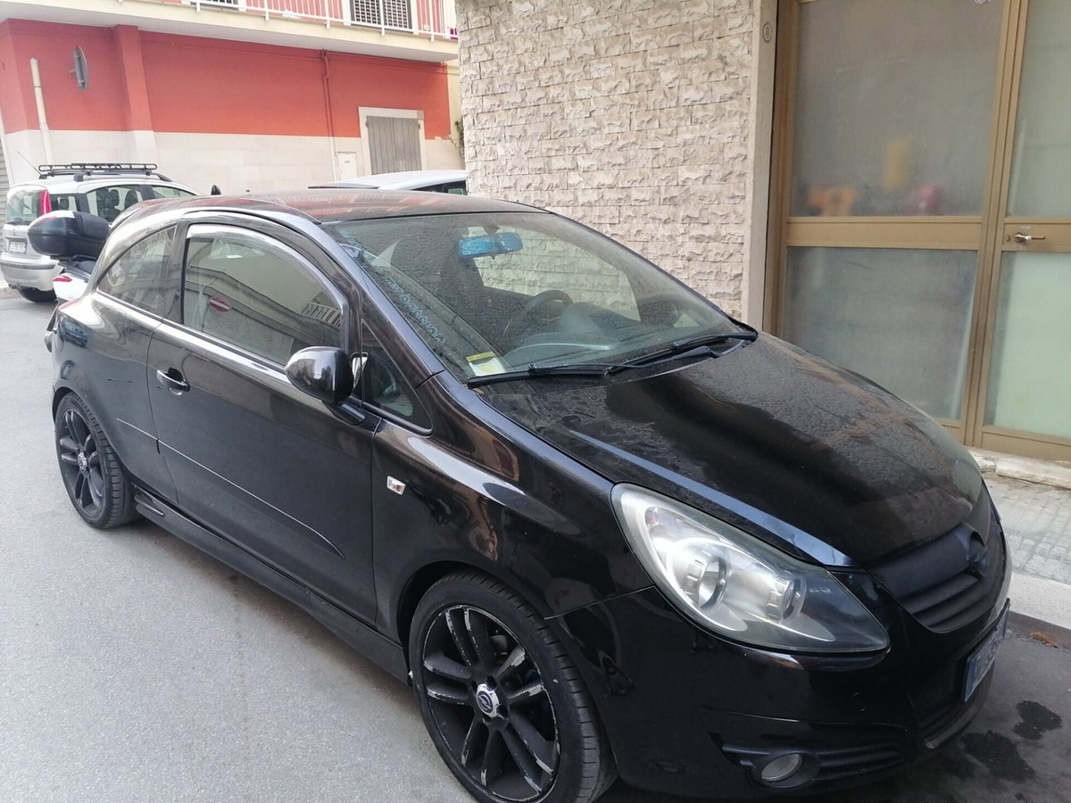Opel Corsa 1.3 CDTI 75CV 3 porte Enjoy (3)