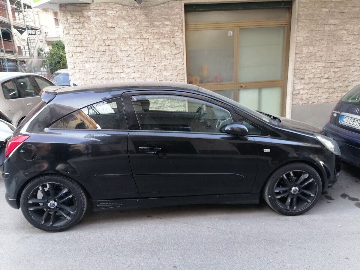 Opel Corsa 1.3 CDTI 75CV 3 porte Enjoy (4)