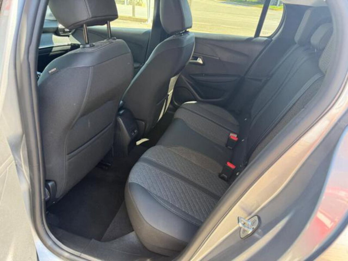 Peugeot 208 PureTech 100 Stop&Start 5 porte Allure (7)