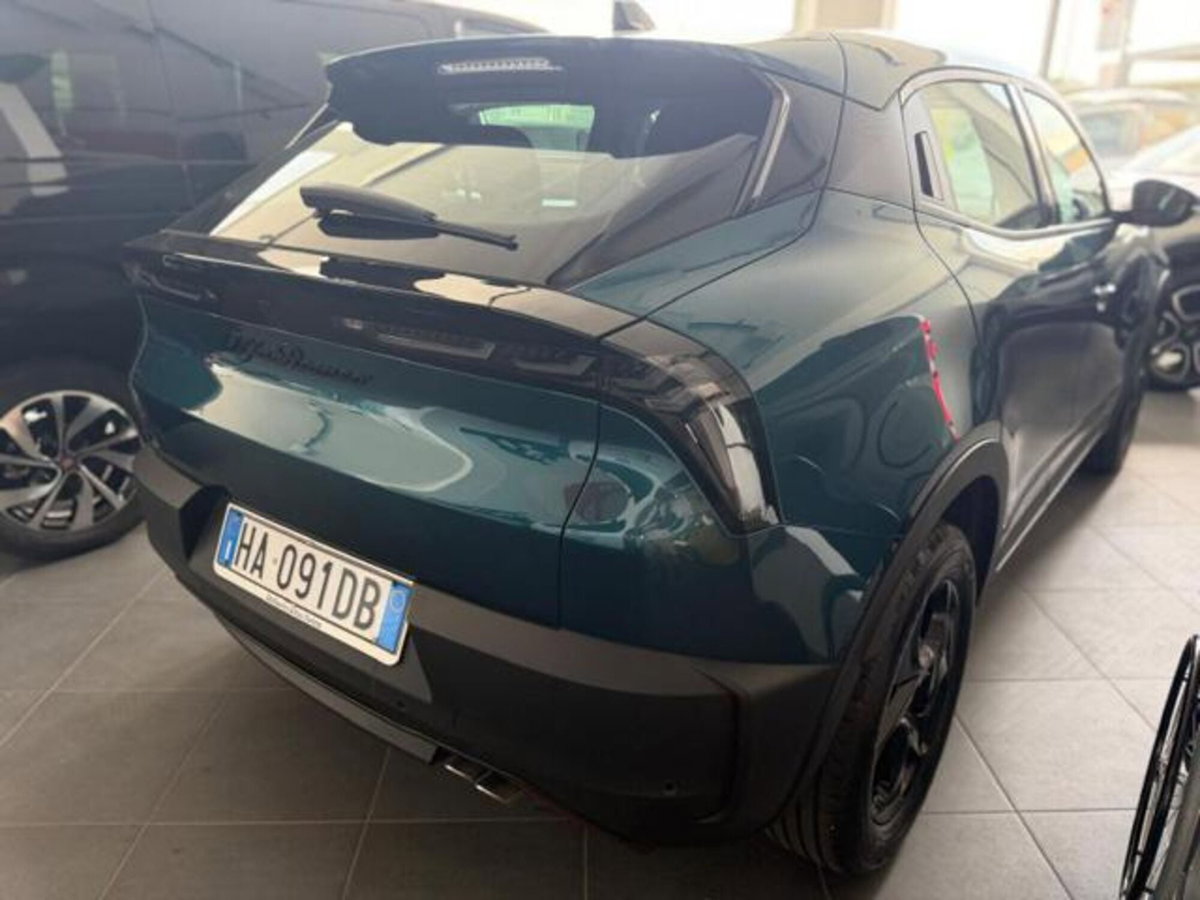 Alfa Romeo Junior 1.2 ibrida 145cv edct6 (5)