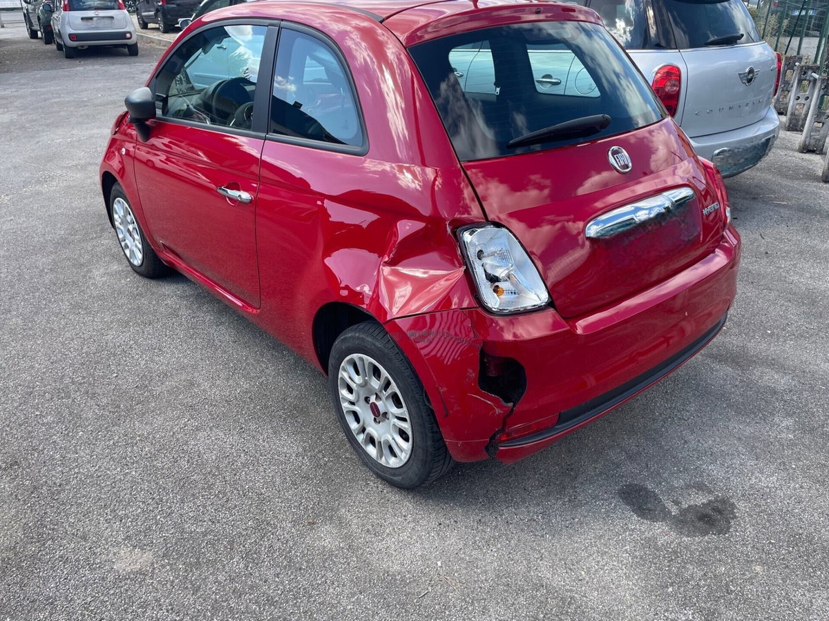 Fiat 500 1.0 Hybrid Connect (5)