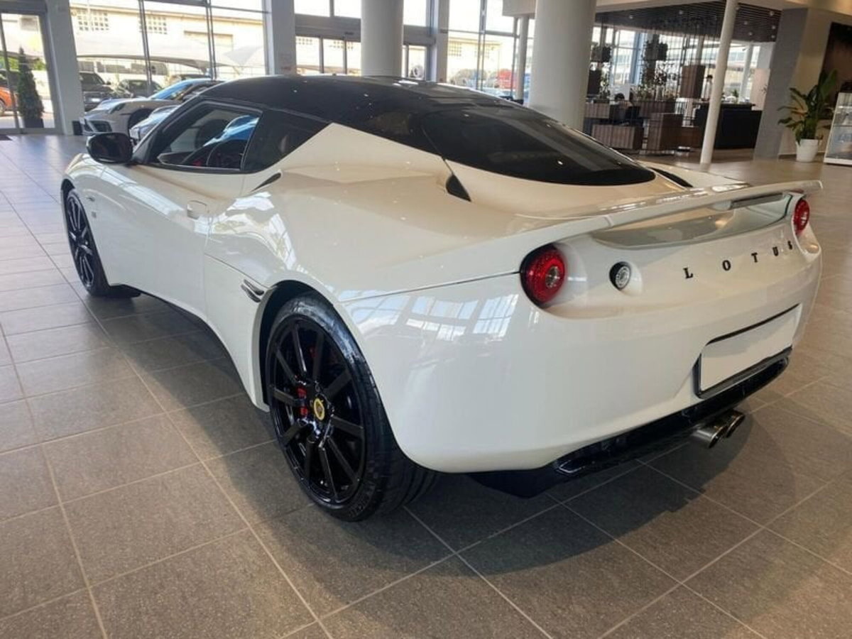 Lotus Evora 2+2 Sports Racer (7)