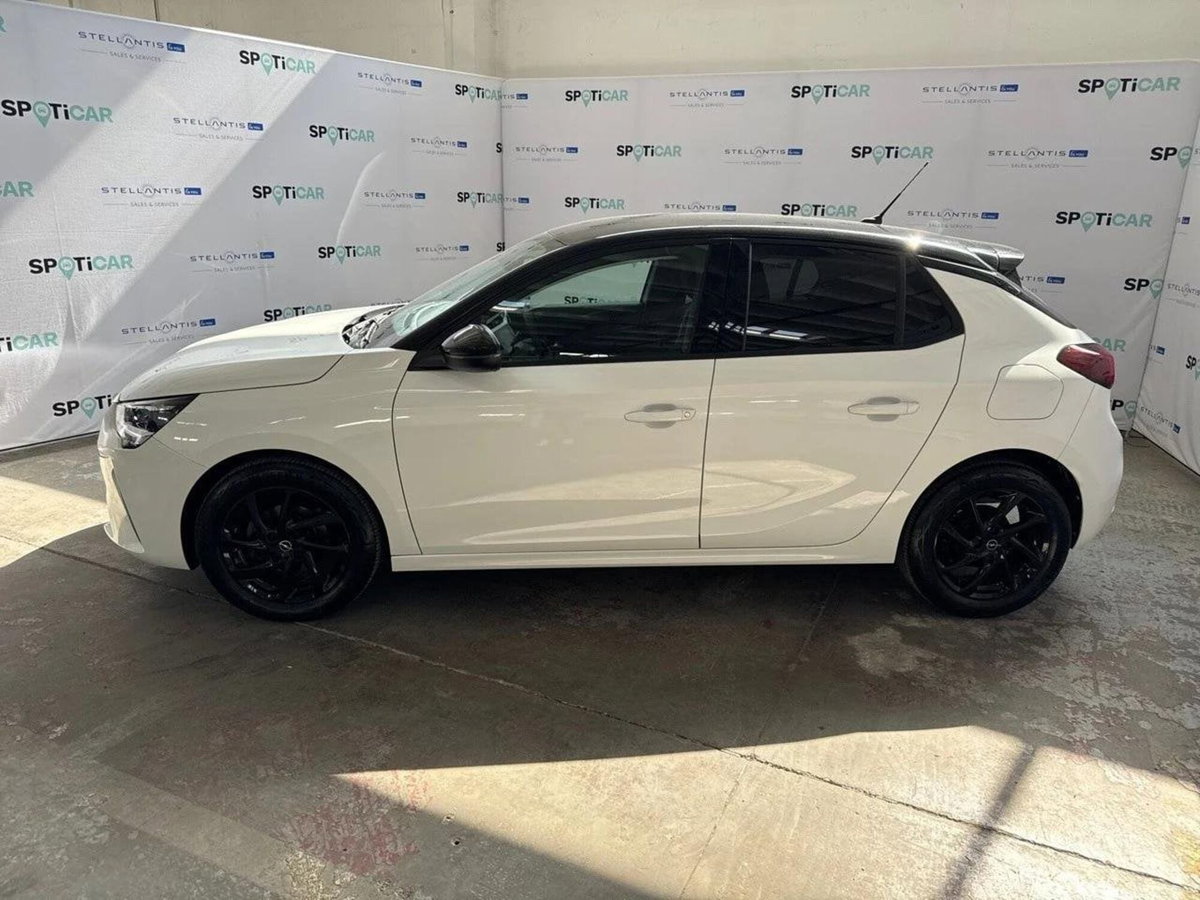 Opel Corsa 1.2 100 CV Design & Tech (2)