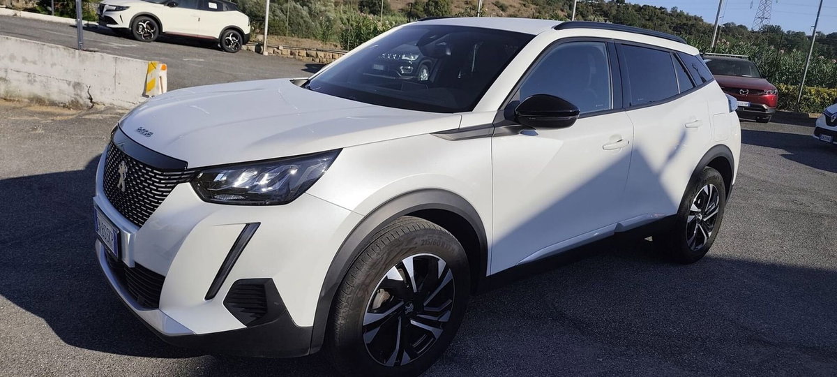 Peugeot 2008 1.2 turbo Allure 100cv