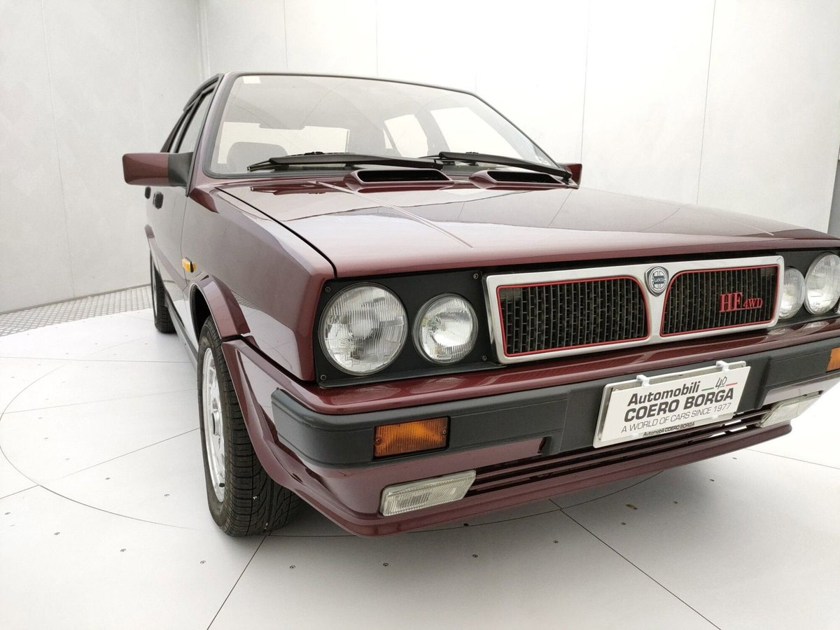 Lancia Delta turbo HF 4WD (19)