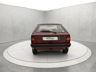 Lancia Delta turbo HF 4WD (5)