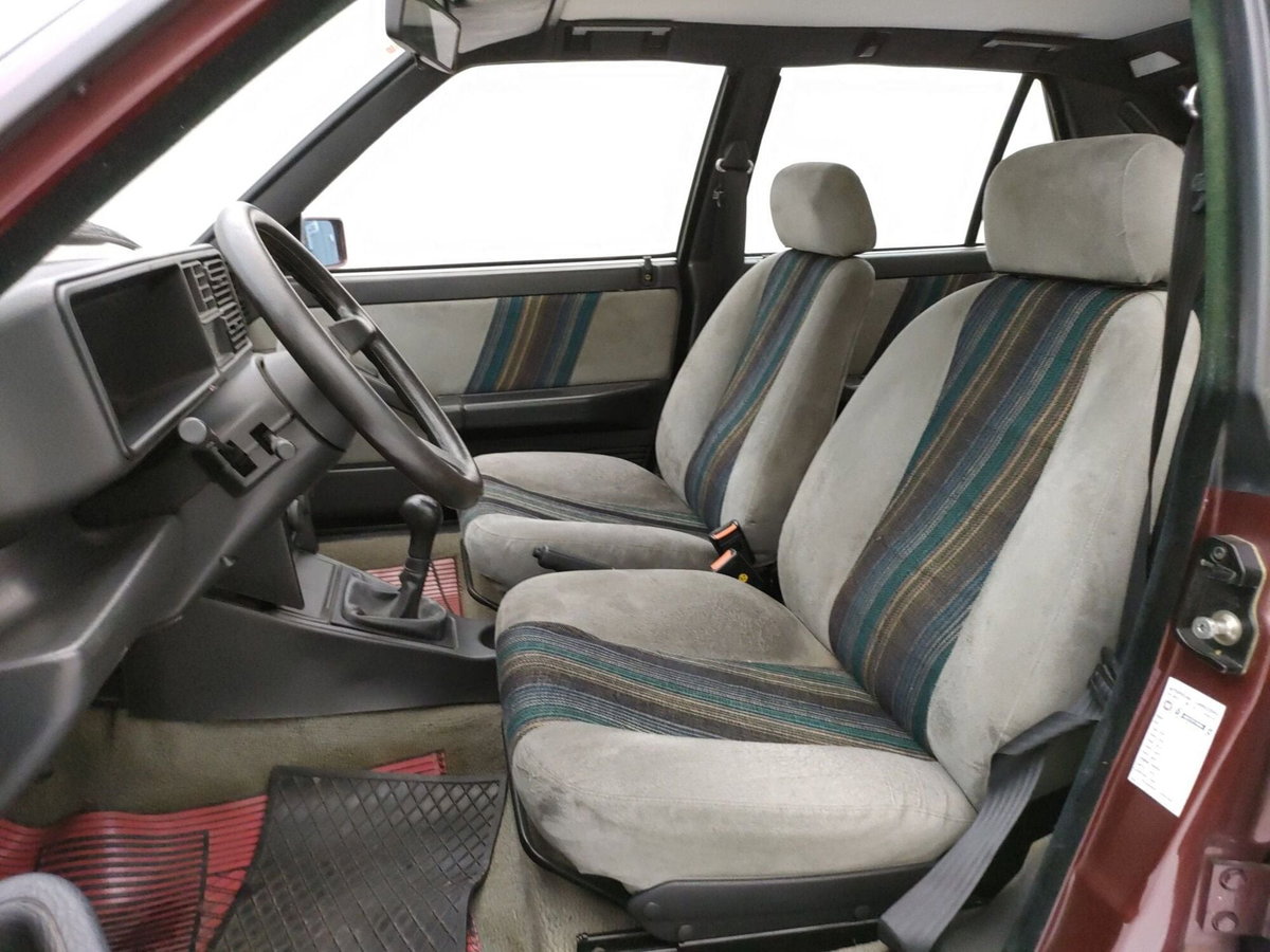 Lancia Delta turbo HF 4WD (8)