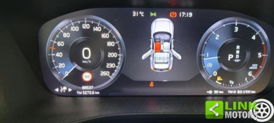 Volvo XC40 D4 AWD Geartronic R-design (9)