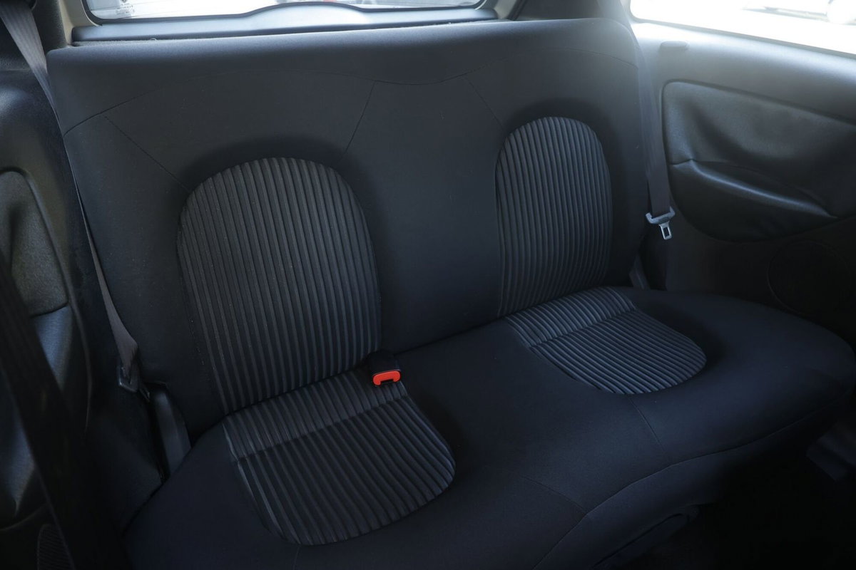 Lancia Ypsilon 1.2 Platino (12)