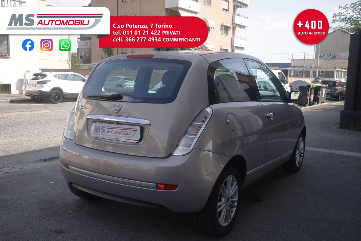 Lancia Ypsilon 1.2 Platino (13)
