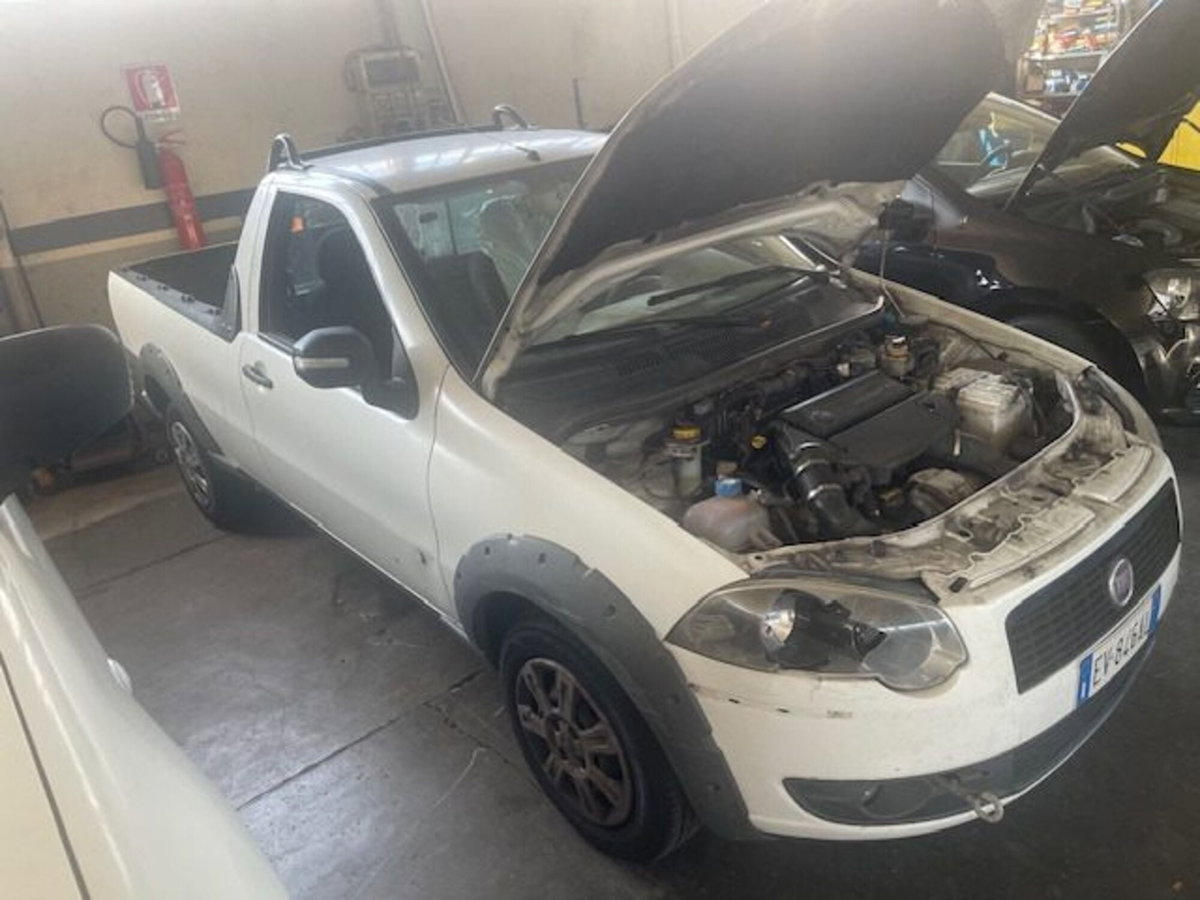 Fiat Strada 1.3 MJT 95CV Pick-up Trekking