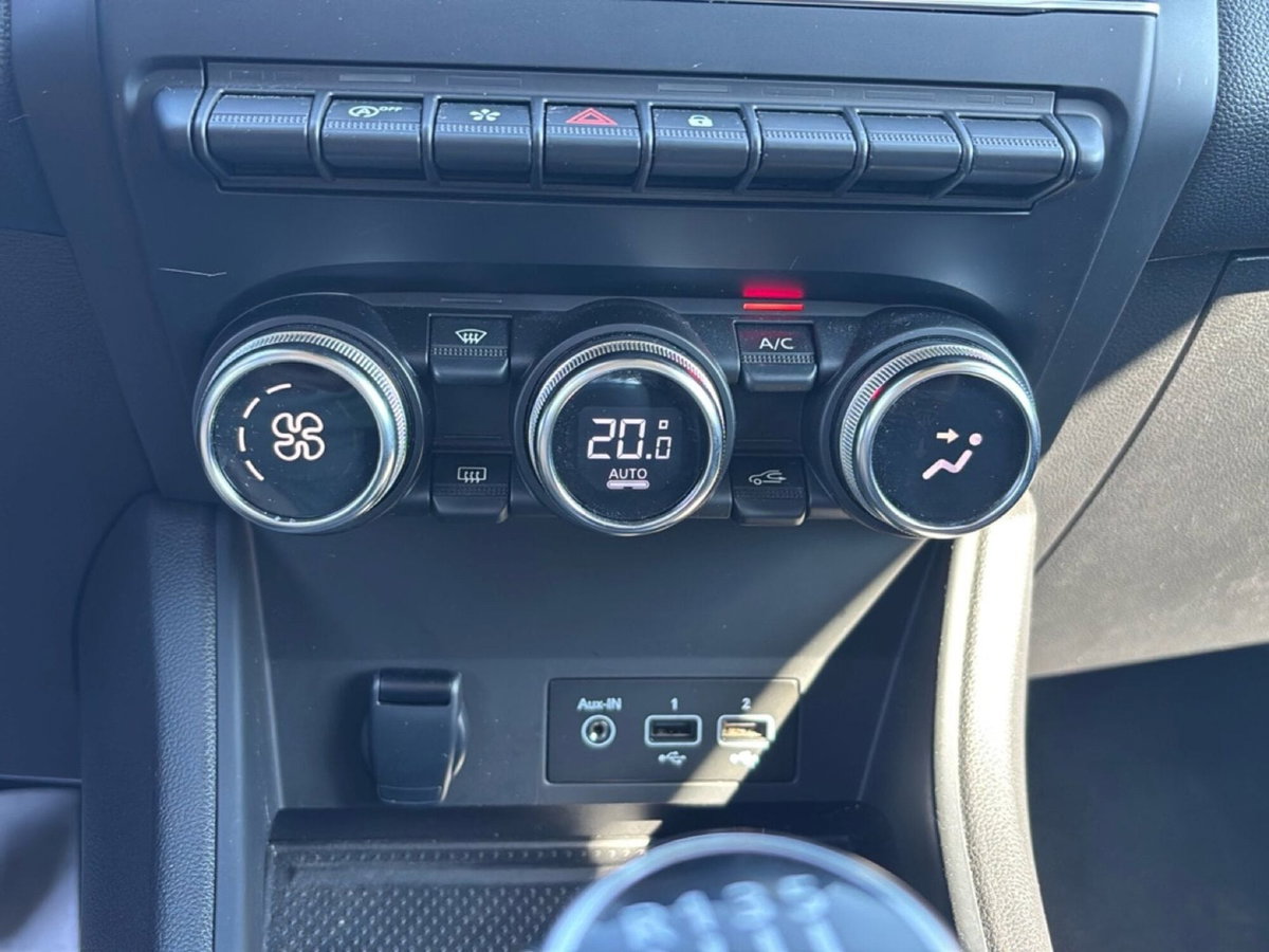 Renault Captur TCe 100 CV GPL Techno (16)