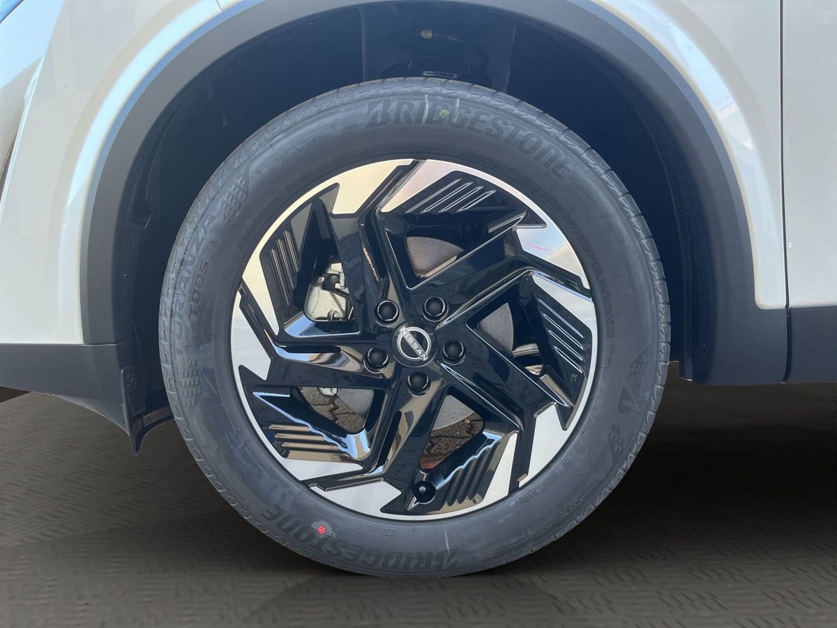 Nissan Qashqai 1.3 mhev N-Connecta 2wd 158cv (4)