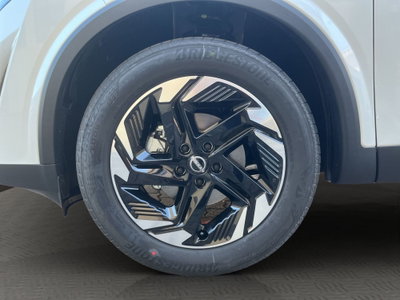 Nissan Qashqai 1.3 mhev N-Connecta 2wd 158cv (4)