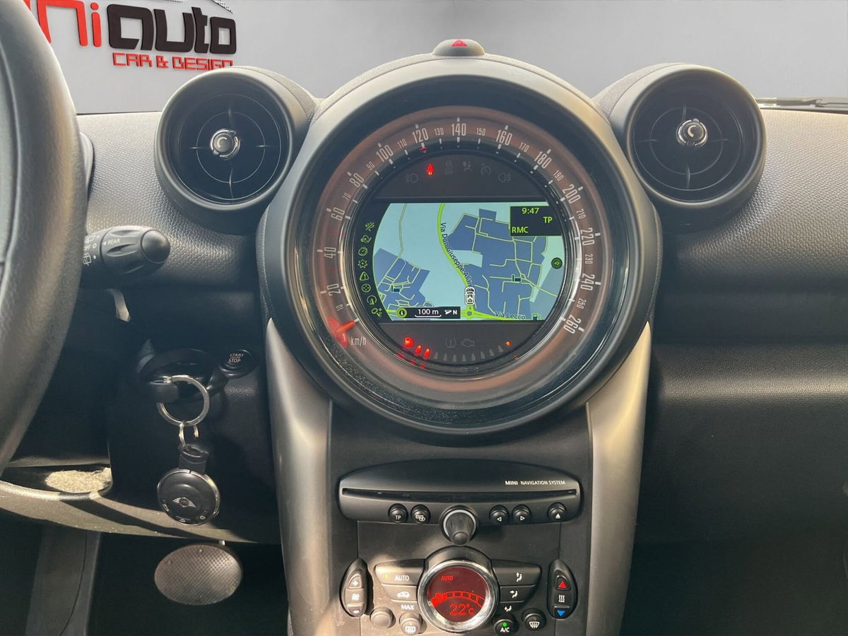 MINI Mini Countryman 2.0 Cooper D Countryman Automatica (17)