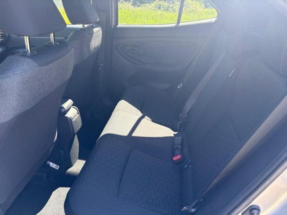 Toyota Yaris Cross Trend awd-i 115cv e-cvt (15)