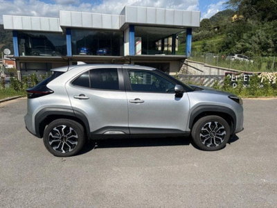 Toyota Yaris Cross Trend awd-i 115cv e-cvt (3)