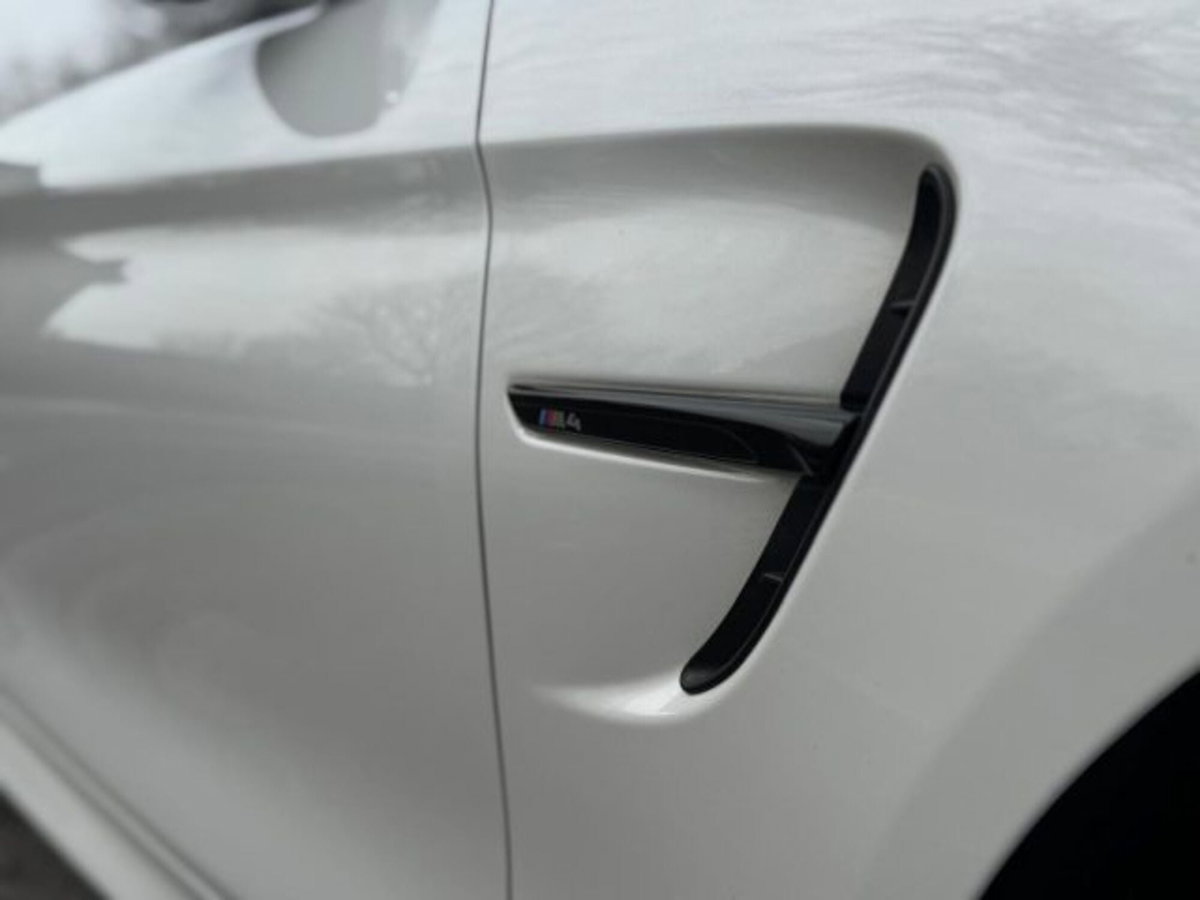 BMW Serie 4 Cabrio M4 (10)