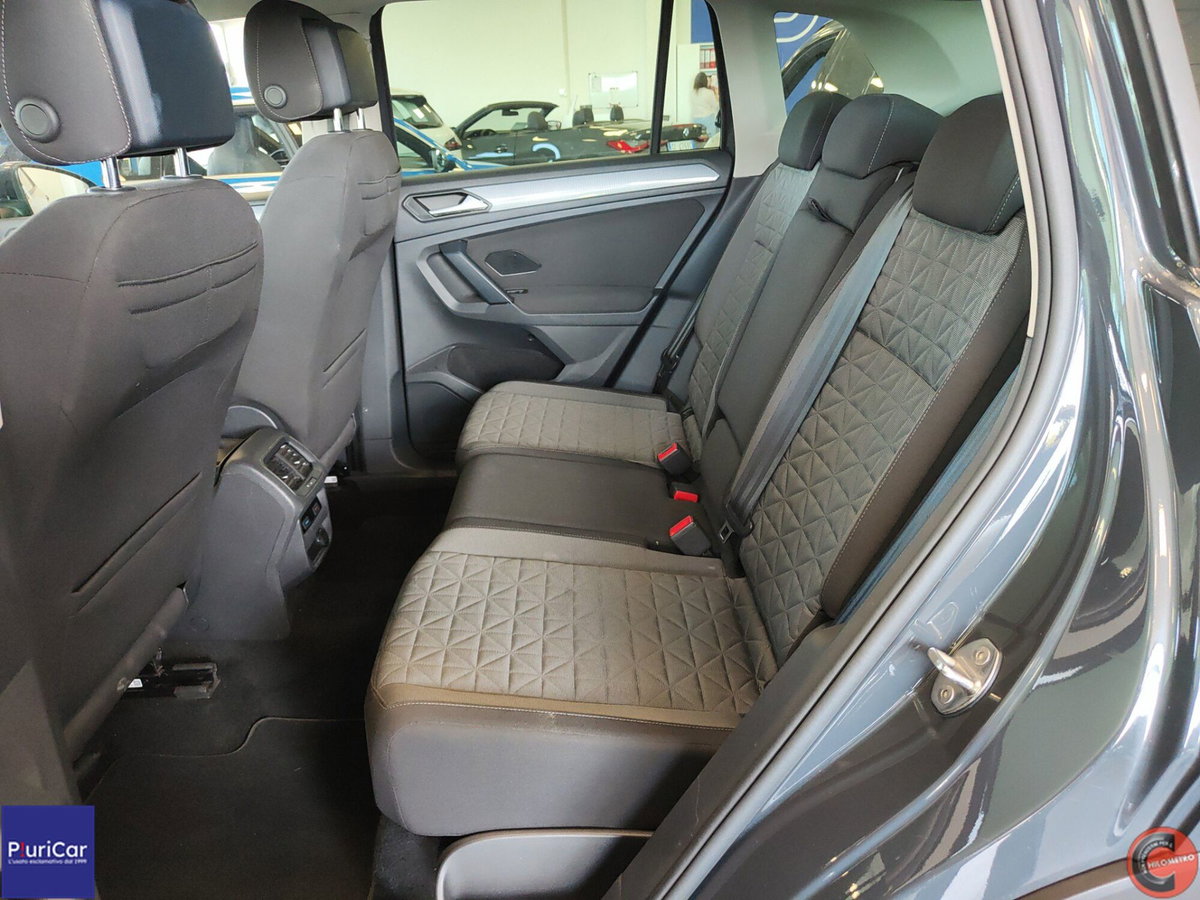 Volkswagen Tiguan 1.4 TSI eHYBRID DSG R-Line (6)