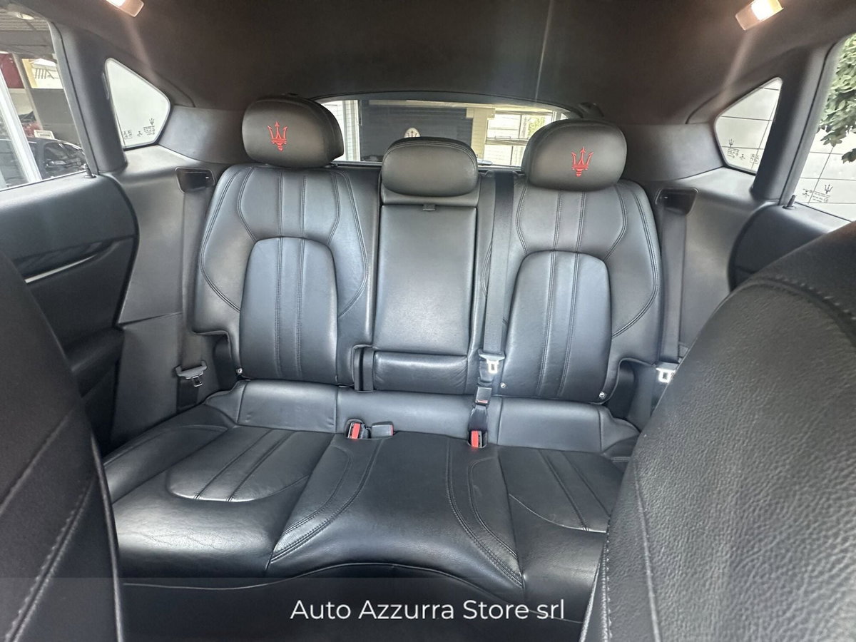 Maserati Levante Levante V6 430 CV AWD S (15)