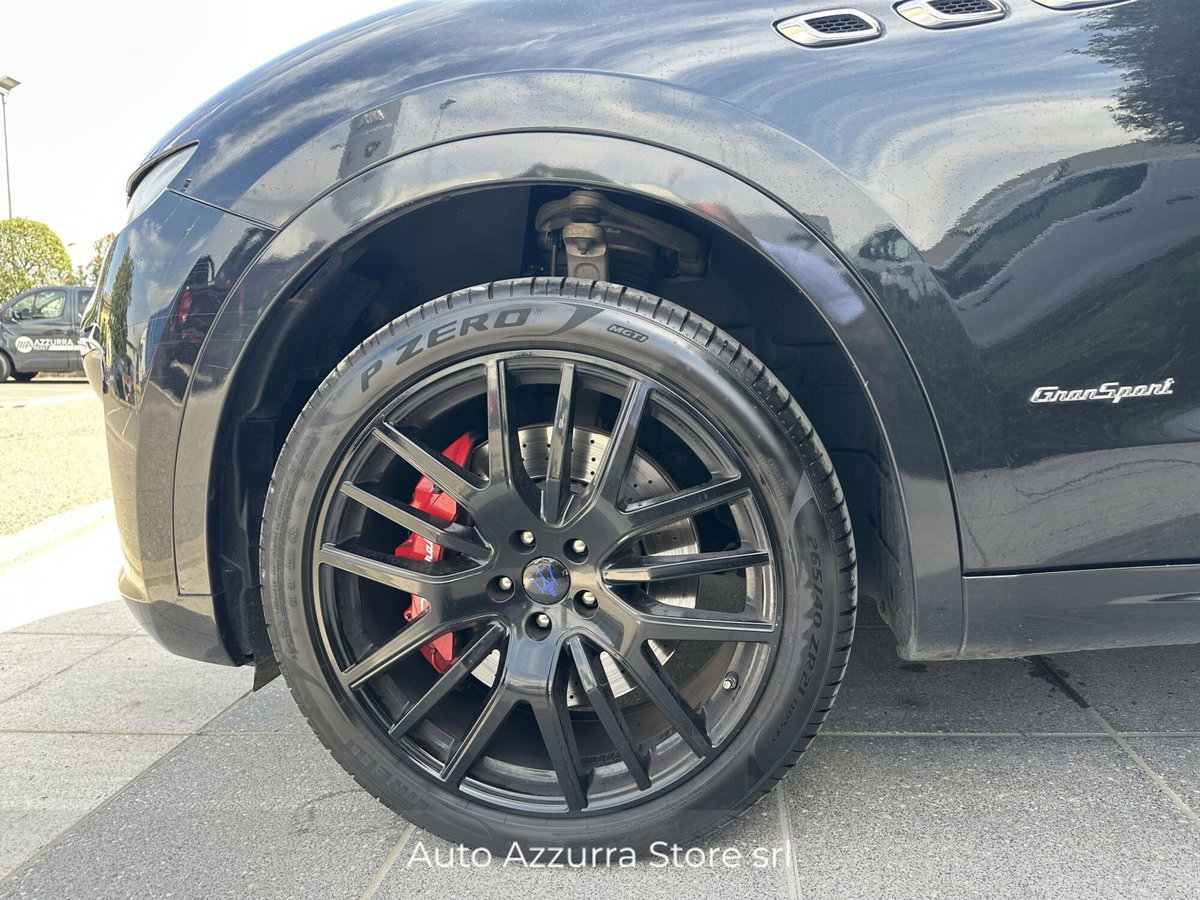 Maserati Levante Levante V6 430 CV AWD S (7)