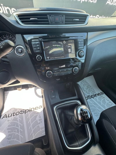 Nissan Qashqai 1.5 dCi N-Connecta (10)