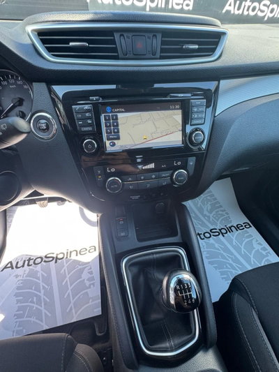 Nissan Qashqai 1.5 dCi N-Connecta (9)