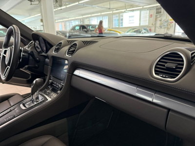 Porsche 718 Cayman  Cayman 2.0 300cv (10)
