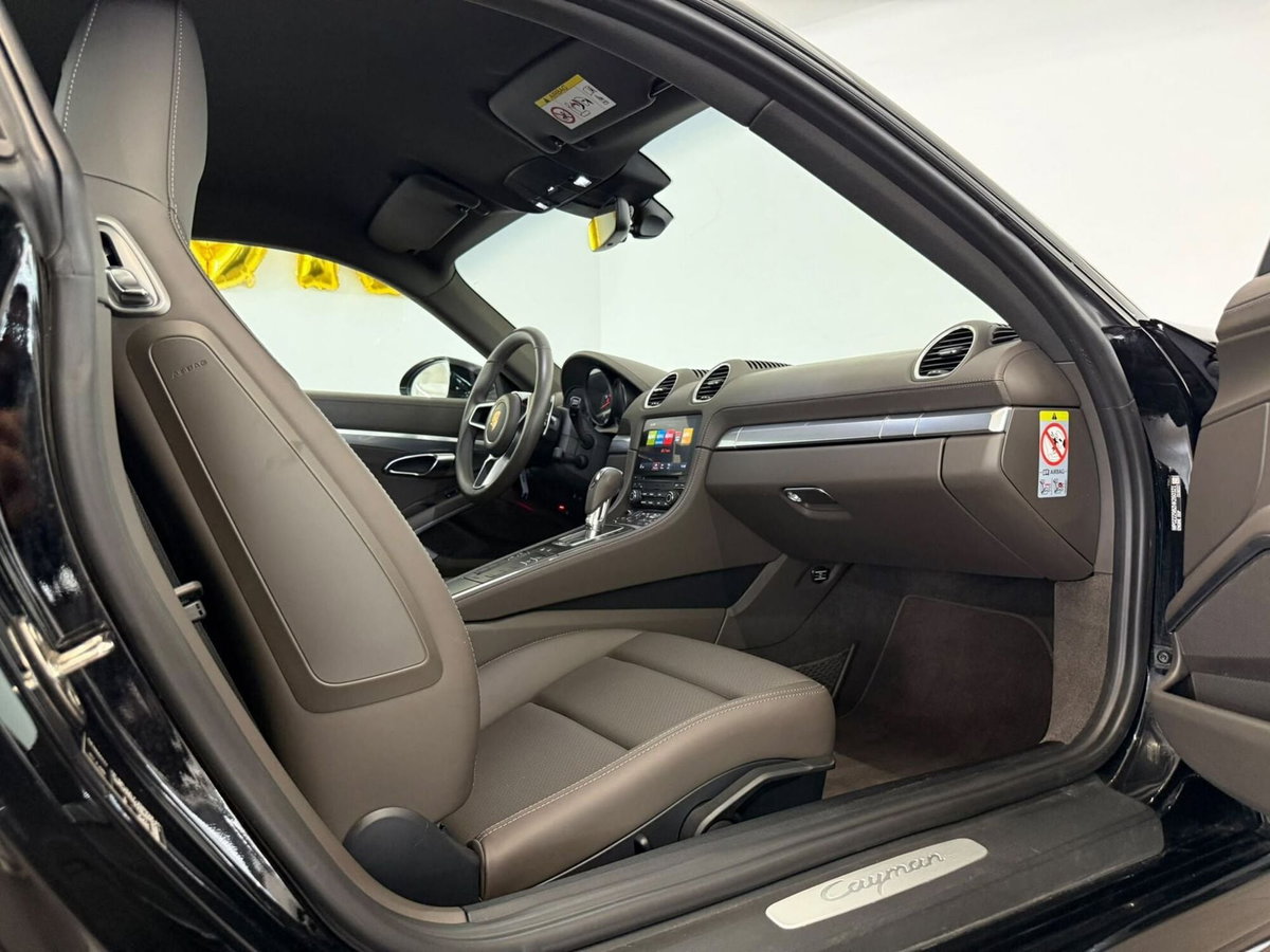 Porsche 718 Cayman  Cayman 2.0 300cv (14)