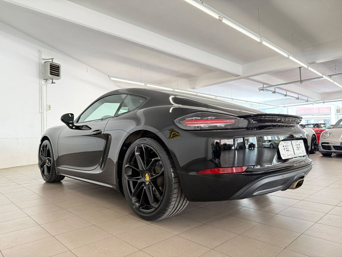 Porsche 718 Cayman  Cayman 2.0 300cv (6)
