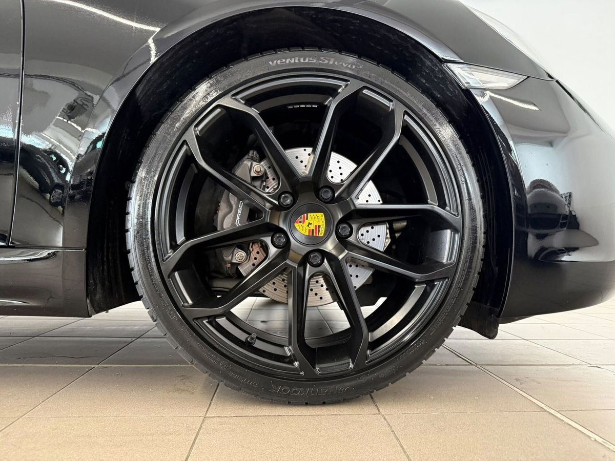 Porsche 718 Cayman  Cayman 2.0 300cv (7)