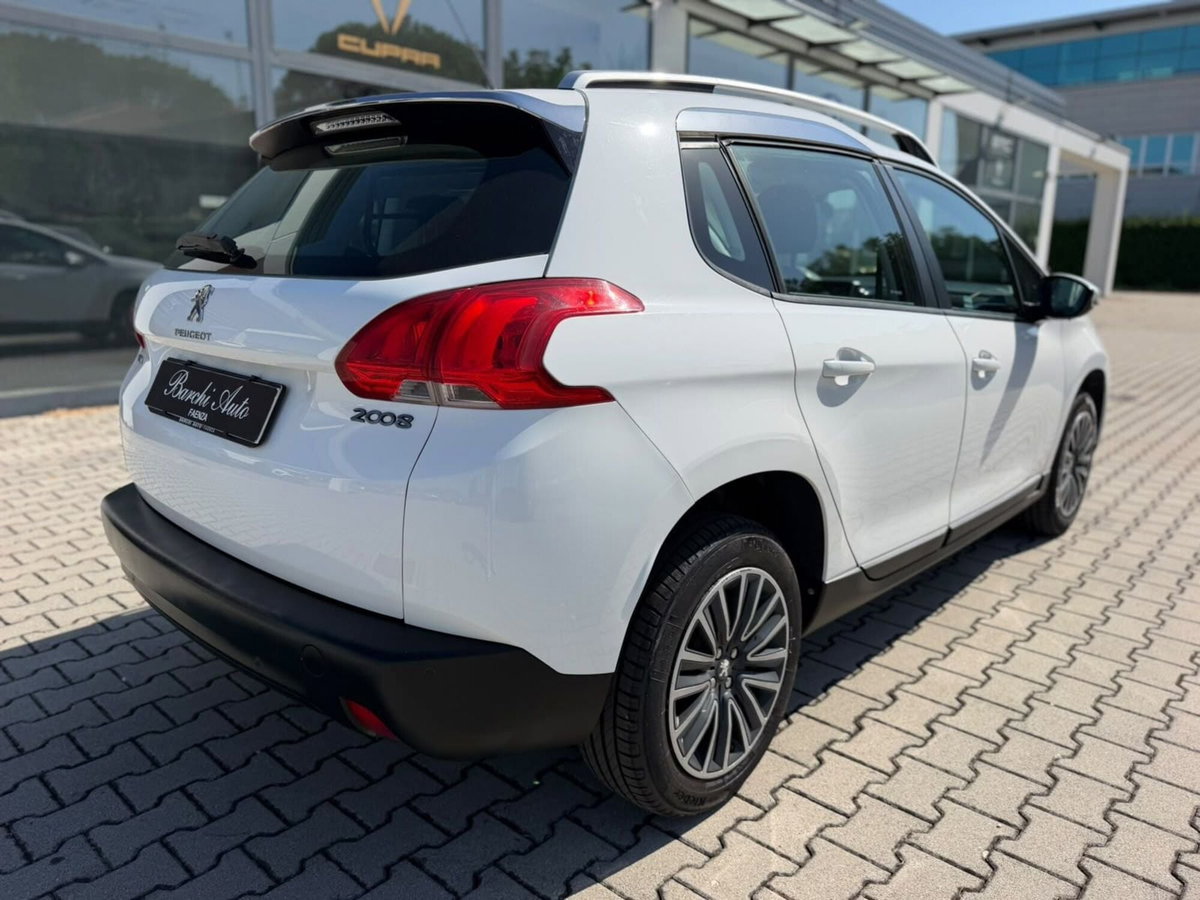 Peugeot 2008 75 Active (5)