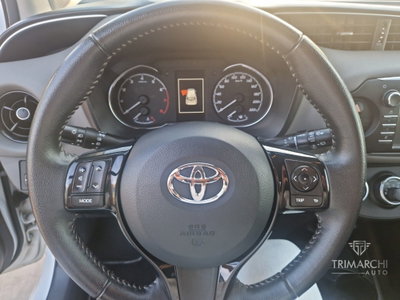 Toyota Yaris 1.0 5 porte Active (14)