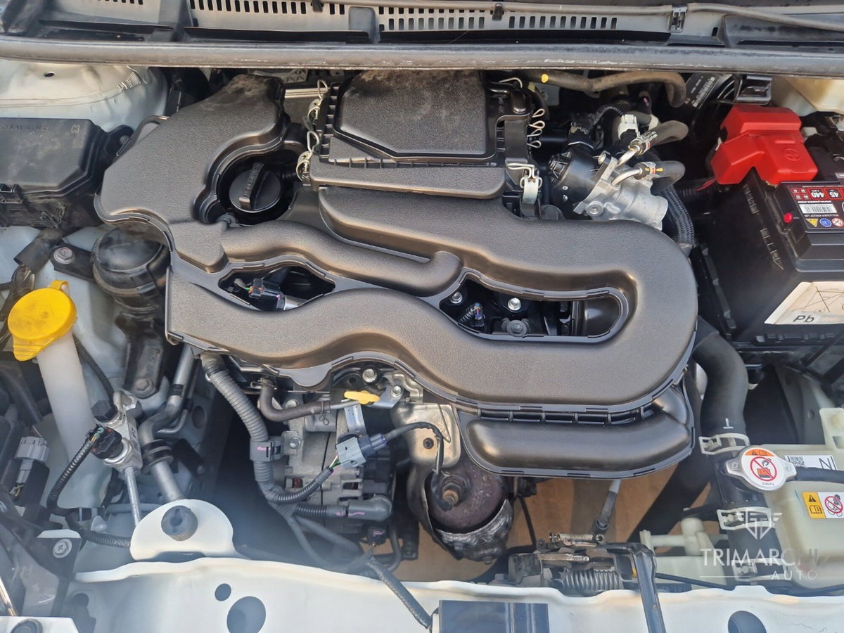 Toyota Yaris 1.0 5 porte Active (17)
