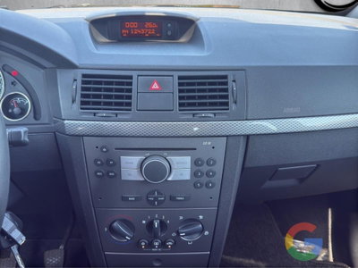 Opel Meriva 1.4 16V Club (10)