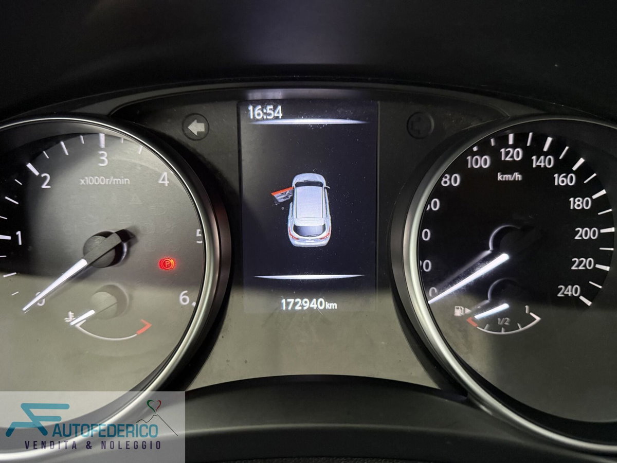 Nissan Qashqai 1.5 dCi 115 CV Tekna (7)