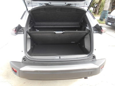 Peugeot 2008 PureTech 100 S&S Allure (16)