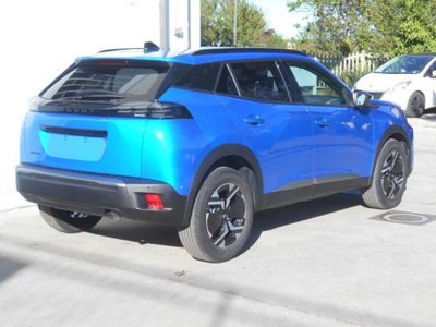 Peugeot 2008 PureTech 100 S&S Allure (14)