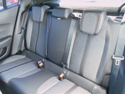 Peugeot 2008 PureTech 130 S&S EAT8 Allure Pack (14)