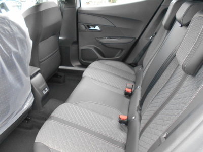 Peugeot 2008 PureTech 130 S&S EAT8 Allure Pack (15)