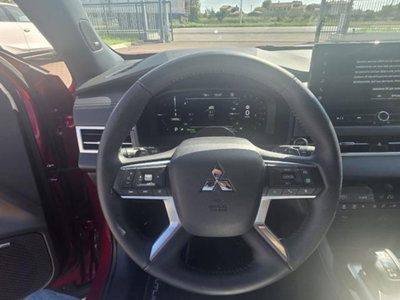 Mitsubishi Outlander 2.4 MIVEC 4WD PHEV Intense (12)