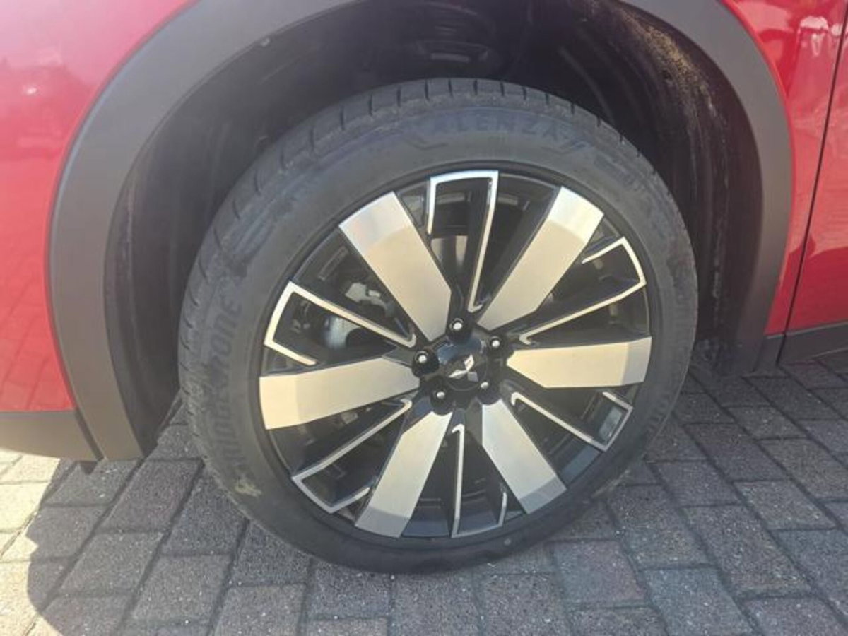 Mitsubishi Outlander 2.4 MIVEC 4WD PHEV Intense (9)